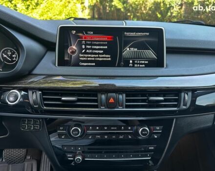 Чорний БМВ Х5, об'ємом двигуна 3 л та пробігом 115 тис. км за 30990 $, фото 14 на Automoto.ua