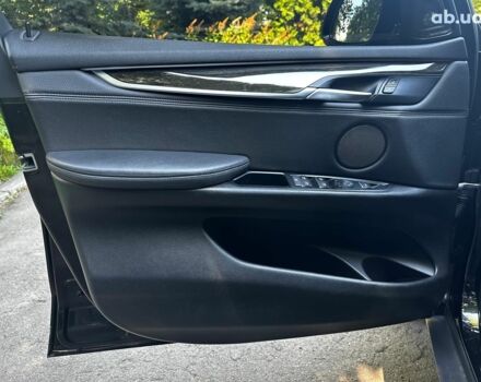 Чорний БМВ Х5, об'ємом двигуна 3 л та пробігом 115 тис. км за 30990 $, фото 8 на Automoto.ua