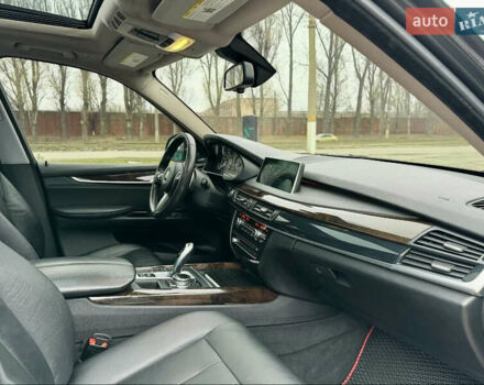 Чорний БМВ Х5, об'ємом двигуна 2.99 л та пробігом 156 тис. км за 21800 $, фото 7 на Automoto.ua