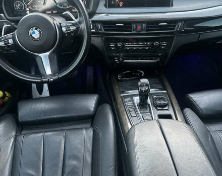 Чорний БМВ Х5, об'ємом двигуна 3 л та пробігом 320 тис. км за 25950 $, фото 11 на Automoto.ua