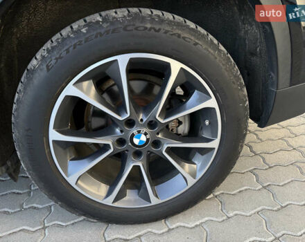 Чорний БМВ Х5, об'ємом двигуна 2.99 л та пробігом 283 тис. км за 27500 $, фото 13 на Automoto.ua