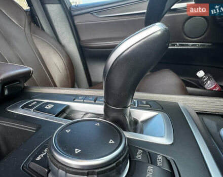 БМВ Х5 2015 в Днепре (Днепропетровске) на Automoto.ua Черный БМВ Х5, объемом двигателя 3 л и пробегом 175 тыс. км за 33900 $, фото 33 на Automoto.ua