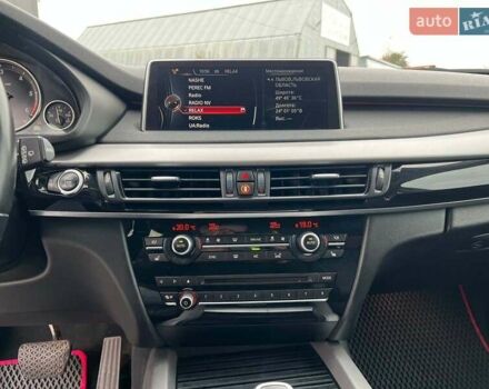 Черный БМВ Х5, объемом двигателя 2 л и пробегом 135 тыс. км за 27490 $, фото 25 на Automoto.ua