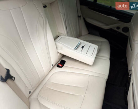 Черный БМВ Х5, объемом двигателя 2.99 л и пробегом 139 тыс. км за 38000 $, фото 27 на Automoto.ua