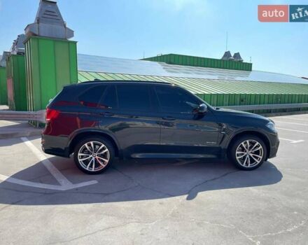 Чорний БМВ Х5, об'ємом двигуна 2 л та пробігом 270 тис. км за 28500 $, фото 3 на Automoto.ua