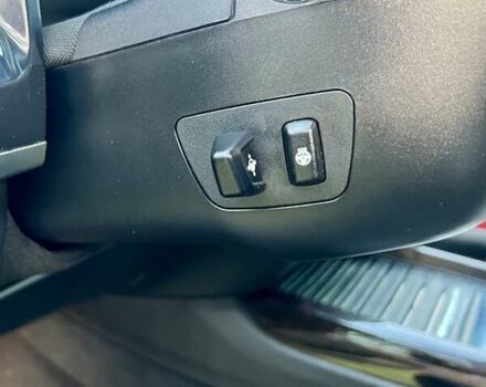 Чорний БМВ Х5, об'ємом двигуна 2 л та пробігом 260 тис. км за 24500 $, фото 16 на Automoto.ua