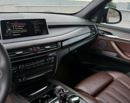 Чорний БМВ Х5, об'ємом двигуна 2.99 л та пробігом 136 тис. км за 35900 $, фото 16 на Automoto.ua