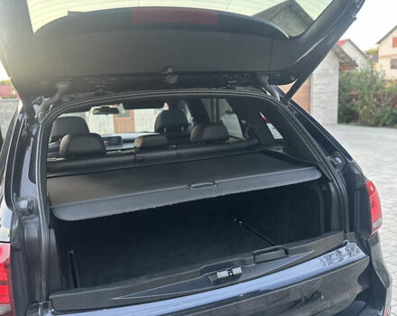 Чорний БМВ Х5, об'ємом двигуна 3 л та пробігом 320 тис. км за 25950 $, фото 53 на Automoto.ua