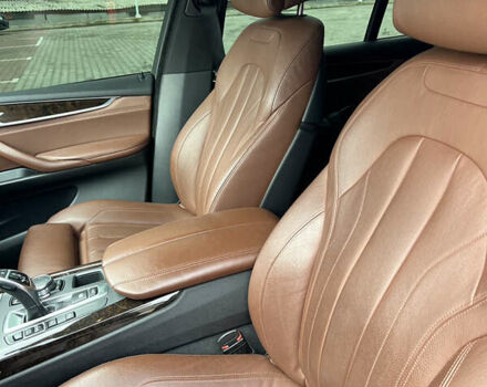 Чорний БМВ Х5, об'ємом двигуна 3 л та пробігом 114 тис. км за 39500 $, фото 46 на Automoto.ua