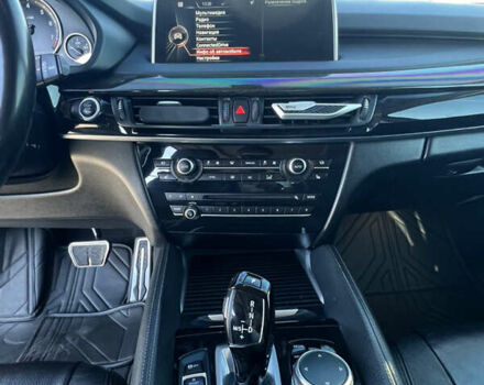 Чорний БМВ Х5, об'ємом двигуна 2.98 л та пробігом 186 тис. км за 24500 $, фото 12 на Automoto.ua