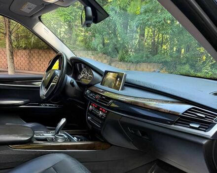 Чорний БМВ Х5, об'ємом двигуна 3 л та пробігом 133 тис. км за 15000 $, фото 10 на Automoto.ua