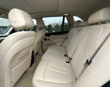 Чорний БМВ Х5, об'ємом двигуна 2.98 л та пробігом 105 тис. км за 18500 $, фото 23 на Automoto.ua