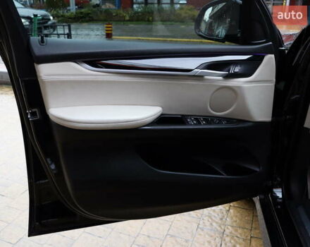 Чорний БМВ Х5, об'ємом двигуна 2.99 л та пробігом 201 тис. км за 29900 $, фото 11 на Automoto.ua