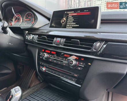 Чорний БМВ Х5, об'ємом двигуна 2 л та пробігом 36 тис. км за 35000 $, фото 17 на Automoto.ua