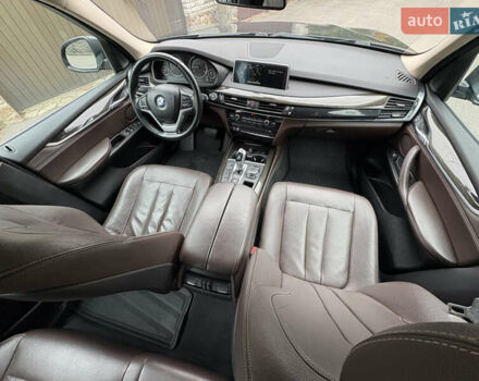 Черный БМВ Х5, объемом двигателя 2 л и пробегом 341 тыс. км за 22800 $, фото 9 на Automoto.ua