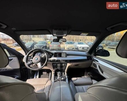 Чорний БМВ Х5, об'ємом двигуна 2.99 л та пробігом 300 тис. км за 33000 $, фото 4 на Automoto.ua