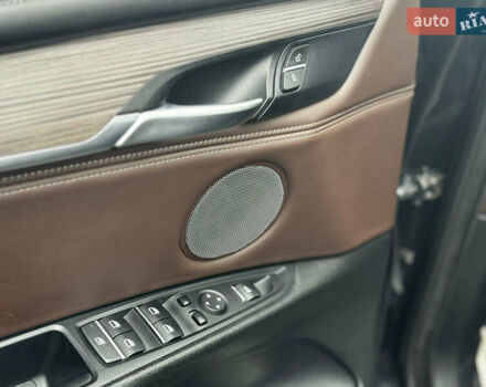 Черный БМВ Х5, объемом двигателя 3 л и пробегом 177 тыс. км за 32500 $, фото 35 на Automoto.ua