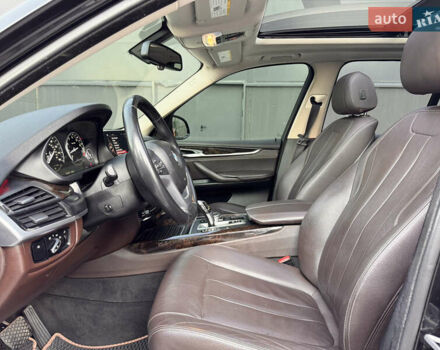 Чорний БМВ Х5, об'ємом двигуна 3 л та пробігом 194 тис. км за 19900 $, фото 23 на Automoto.ua