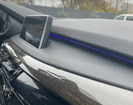 Чорний БМВ Х5, об'ємом двигуна 2.98 л та пробігом 195 тис. км за 20000 $, фото 28 на Automoto.ua