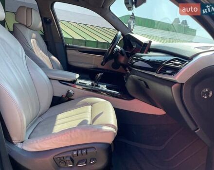 Чорний БМВ Х5, об'ємом двигуна 2 л та пробігом 270 тис. км за 28500 $, фото 35 на Automoto.ua