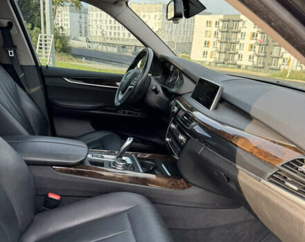 Чорний БМВ Х5, об'ємом двигуна 2.98 л та пробігом 181 тис. км за 20100 $, фото 13 на Automoto.ua