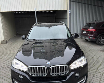 Чорний БМВ Х5, об'ємом двигуна 2.98 л та пробігом 180 тис. км за 19850 $, фото 2 на Automoto.ua