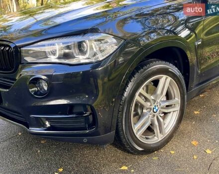 Чорний БМВ Х5, об'ємом двигуна 2 л та пробігом 202 тис. км за 23800 $, фото 10 на Automoto.ua