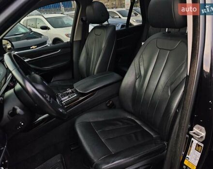 Черный БМВ Х5, объемом двигателя 3 л и пробегом 298 тыс. км за 19990 $, фото 24 на Automoto.ua