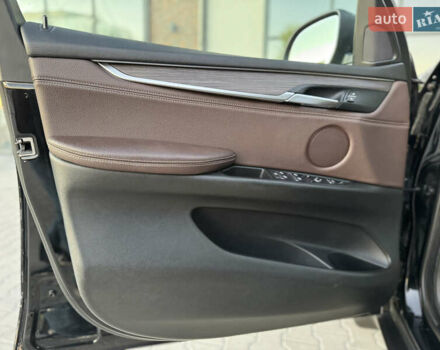 Черный БМВ Х5, объемом двигателя 2 л и пробегом 163 тыс. км за 25900 $, фото 66 на Automoto.ua