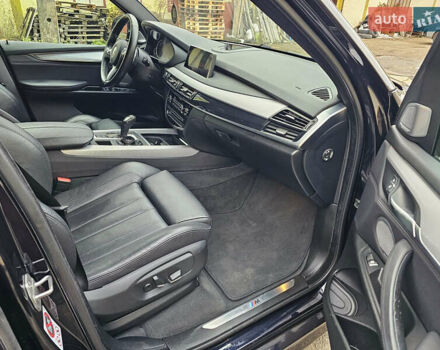 Черный БМВ Х5, объемом двигателя 2.99 л и пробегом 156 тыс. км за 35000 $, фото 12 на Automoto.ua