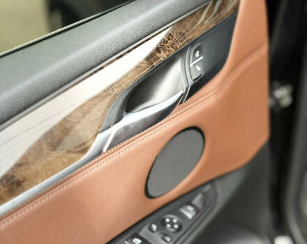 Черный БМВ Х5, объемом двигателя 2.98 л и пробегом 170 тыс. км за 22900 $, фото 11 на Automoto.ua