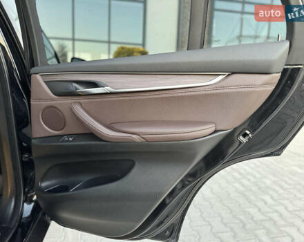 Чорний БМВ Х5, об'ємом двигуна 2 л та пробігом 164 тис. км за 27500 $, фото 18 на Automoto.ua