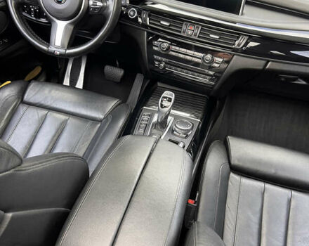 Черный БМВ Х5, объемом двигателя 3 л и пробегом 225 тыс. км за 38888 $, фото 19 на Automoto.ua