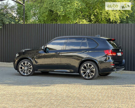 Черный БМВ Х5, объемом двигателя 3 л и пробегом 225 тыс. км за 38888 $, фото 10 на Automoto.ua