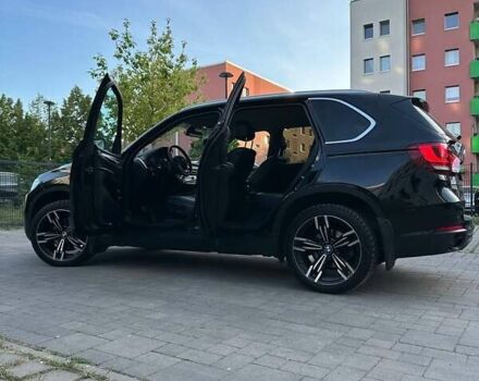 Черный БМВ Х5, объемом двигателя 2 л и пробегом 150 тыс. км за 28059 $, фото 32 на Automoto.ua