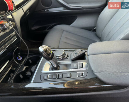 Черный БМВ Х5, объемом двигателя 2 л и пробегом 120 тыс. км за 27900 $, фото 3 на Automoto.ua