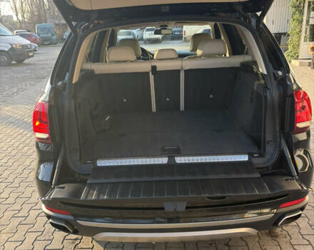 Черный БМВ Х5, объемом двигателя 2 л и пробегом 258 тыс. км за 25500 $, фото 12 на Automoto.ua