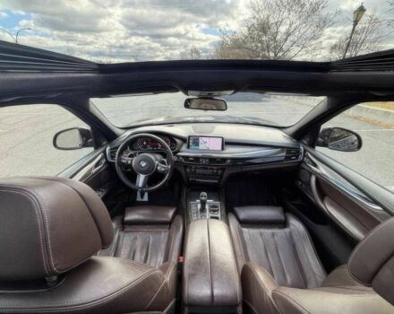 Чорний БМВ Х5, об'ємом двигуна 3 л та пробігом 71 тис. км за 15000 $, фото 8 на Automoto.ua