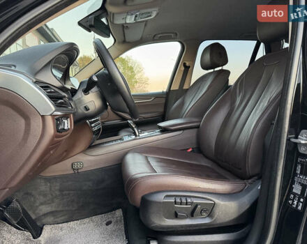 Чорний БМВ Х5, об'ємом двигуна 2 л та пробігом 164 тис. км за 27500 $, фото 26 на Automoto.ua