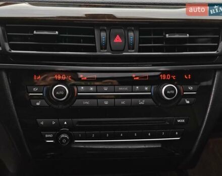 Черный БМВ Х5, объемом двигателя 3 л и пробегом 298 тыс. км за 19990 $, фото 19 на Automoto.ua