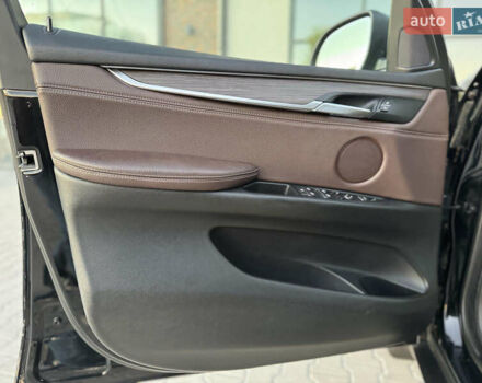 Чорний БМВ Х5, об'ємом двигуна 2 л та пробігом 164 тис. км за 27500 $, фото 22 на Automoto.ua