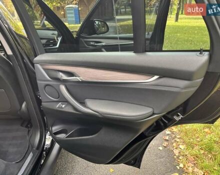 Чорний БМВ Х5, об'ємом двигуна 2 л та пробігом 202 тис. км за 23800 $, фото 29 на Automoto.ua