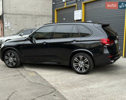 Чорний БМВ Х5, об'ємом двигуна 2 л та пробігом 214 тис. км за 29500 $, фото 3 на Automoto.ua