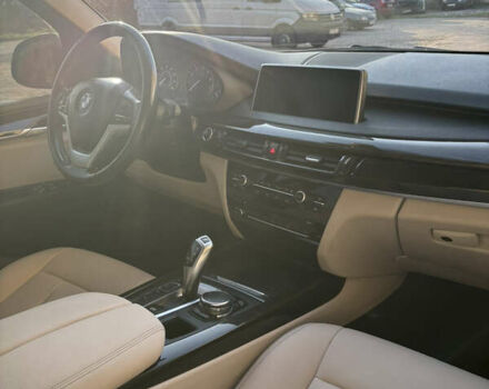 Черный БМВ Х5, объемом двигателя 2 л и пробегом 258 тыс. км за 25500 $, фото 10 на Automoto.ua