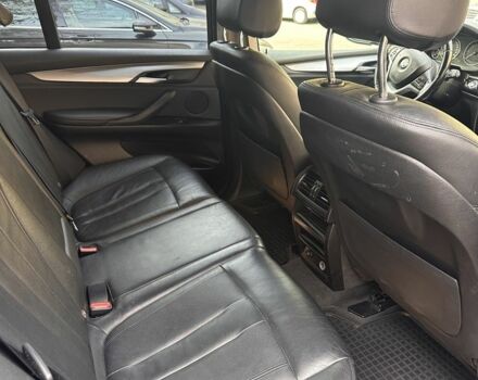 Чорний БМВ Х5, об'ємом двигуна 2 л та пробігом 246 тис. км за 22000 $, фото 5 на Automoto.ua