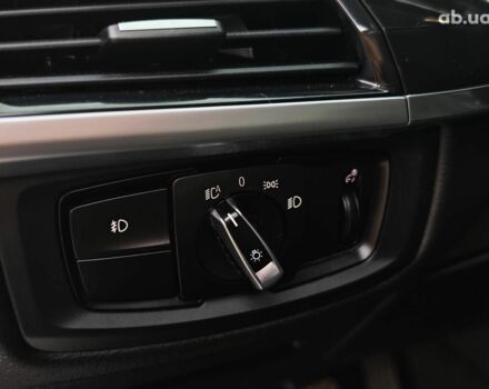 Чорний БМВ Х5, об'ємом двигуна 3 л та пробігом 298 тис. км за 19990 $, фото 13 на Automoto.ua