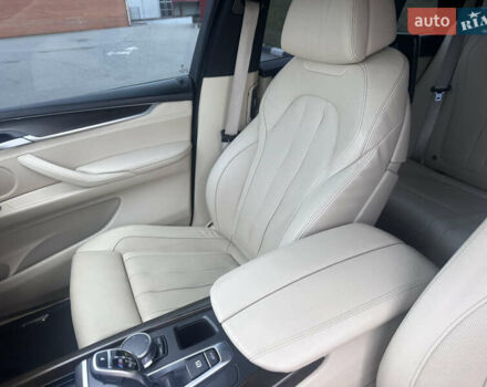 Черный БМВ Х5, объемом двигателя 3 л и пробегом 240 тыс. км за 33700 $, фото 18 на Automoto.ua