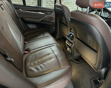 Черный БМВ Х5, объемом двигателя 2.98 л и пробегом 200 тыс. км за 25000 $, фото 8 на Automoto.ua