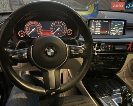 Чорний БМВ Х5, об'ємом двигуна 2.99 л та пробігом 250 тис. км за 29800 $, фото 5 на Automoto.ua