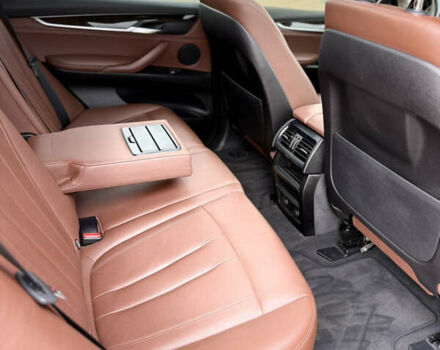 Черный БМВ Х5, объемом двигателя 2.98 л и пробегом 170 тыс. км за 22900 $, фото 21 на Automoto.ua